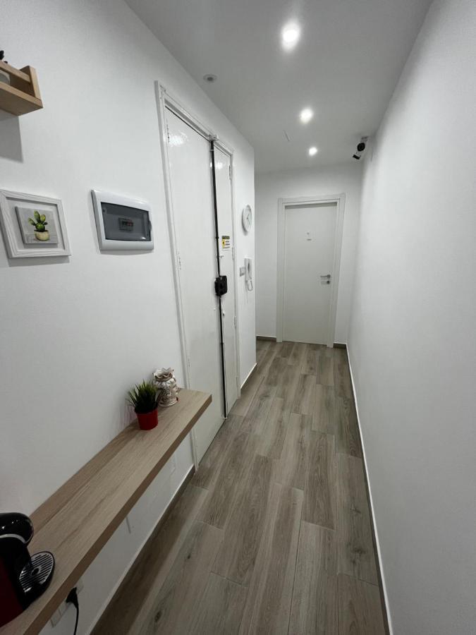 Dimora Sicula Guest House คาตาเนีย ภายนอก รูปภาพ
