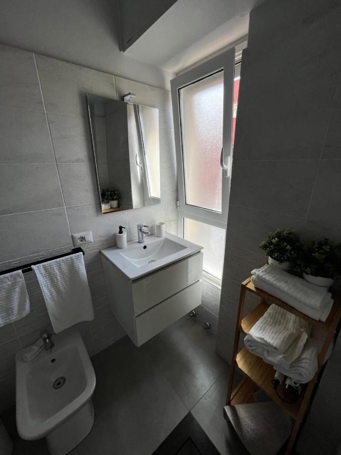 Dimora Sicula Guest House คาตาเนีย ภายนอก รูปภาพ