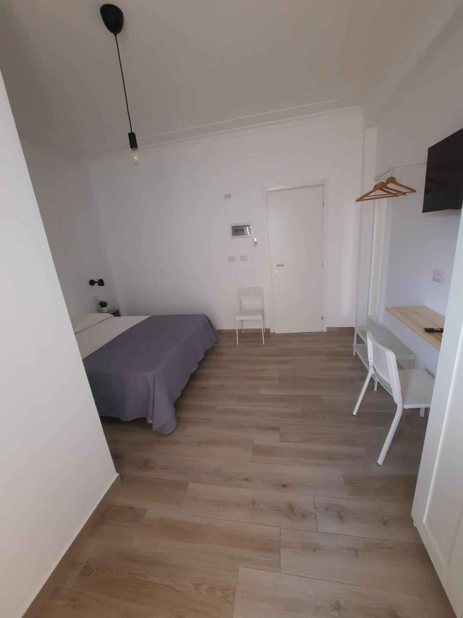 Dimora Sicula Guest House คาตาเนีย ภายนอก รูปภาพ
