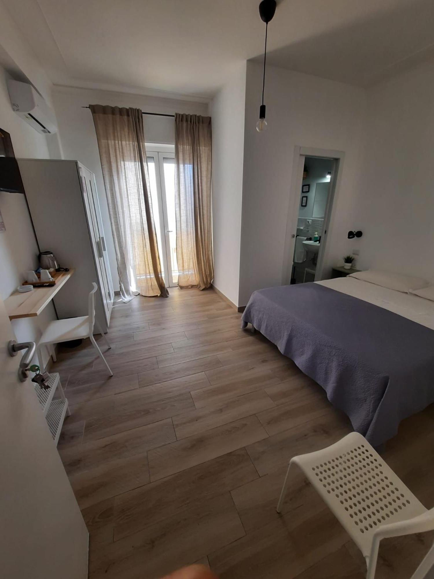Dimora Sicula Guest House คาตาเนีย ภายนอก รูปภาพ